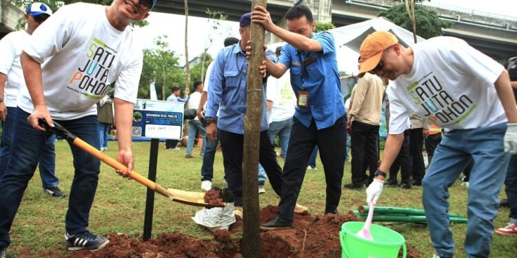 Usia 1 Tahun, InJourney Airports Hijaukan Bandara Tanam 1 Juta Pohon