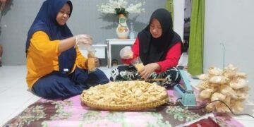 Kerupuk Poli Sumber Barokah, UMKM di Giliginting yang Tumbuh Bersama Medco Energi