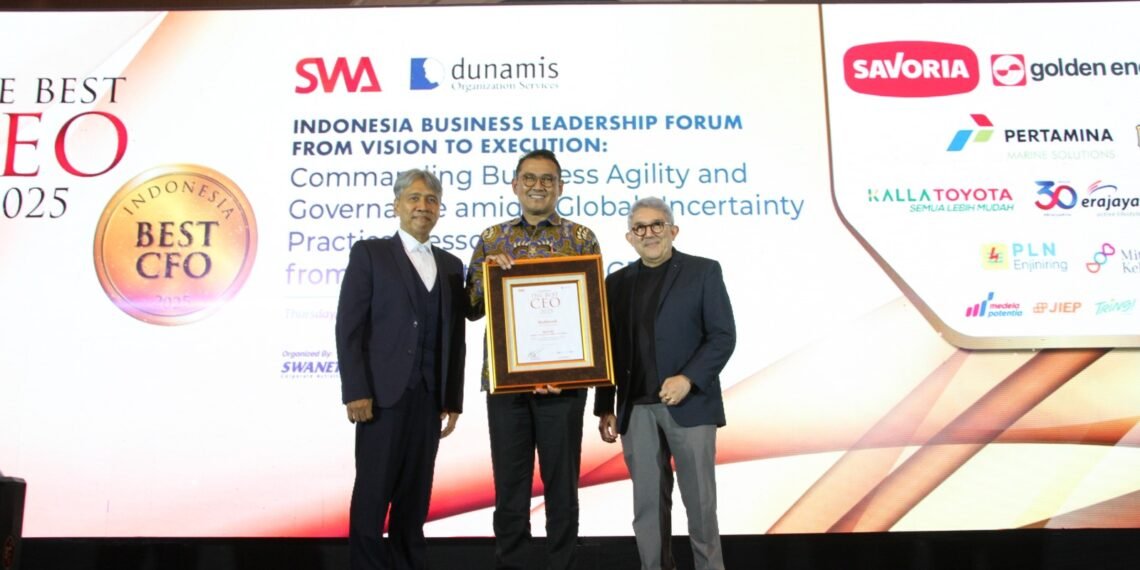 Presdir PT Bina Pertiwi, Mahmudi Raih  Penghargaan Indonesia Best CEO Awards 2025