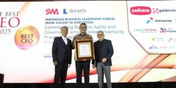 Presdir PT Bina Pertiwi, Mahmudi Raih  Penghargaan Indonesia Best CEO Awards 2025