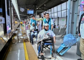 Kemenhub Berangkatkan 303 Peserta Mudik Gratis Ramah Anak dan Disabilitas dengan Moda Kereta Api
