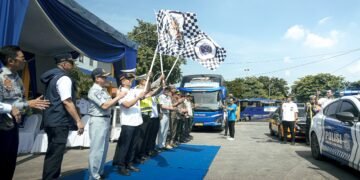 KEMENHUB BERANGKATKAN PESERTA ARUS BALIK MUDIK GRATIS DARI JAWA DAN SUMATERA