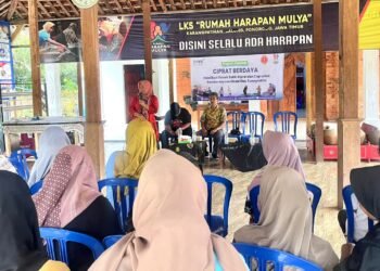 Tingkatkan Ketrampilan Difabel, Bank Muamalat Bersama BMM Inisiasi Program Batik Ciprat Karangpatihan di Ponorogo