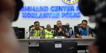 Urai Kepadatan di Jalur Tol Trans Jawa, Menhub Dudy dan Kakorlantas Berlakukan One Way dari KM 132 sampai KM 70