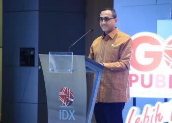 OJK, BEI, DAN KSEI TUNTASKAN EMPAT AGENDA REFORMASI TRANSPARANSI PASAR MODAL INDONESIA