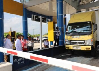 OPTIMALKAN OPERASIONAL ANGKUTAN BARANG, KEMENHUB APRESIASI OPERATOR YANG TERTIB ATURAN, SEKALIGUS TERTIBKAN KENDARAAN MELANGGAR