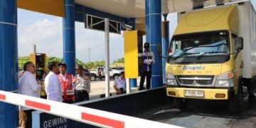 OPTIMALKAN OPERASIONAL ANGKUTAN BARANG, KEMENHUB APRESIASI OPERATOR YANG TERTIB ATURAN, SEKALIGUS TERTIBKAN KENDARAAN MELANGGAR