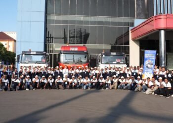 PERKUAT KESELAMATAN LOGISTIK, KEMENHUB GELAR BIMTEK SAFETY DRIVING PENGEMUDI ANGKUTAN BARANG