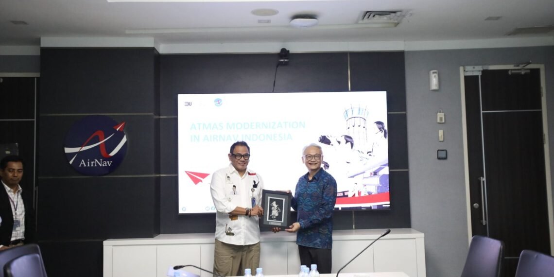 CANSO Nilai AirNav Indonesia ”On the Right Track”
