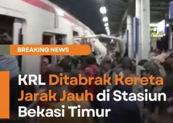 KRL Tertemper KA Argo Bromo Anggrek Relasi Gambir Surabaya di Sta Bekasi Timur