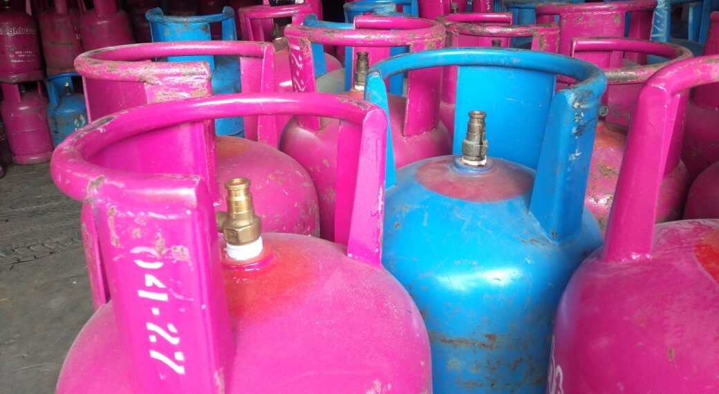 Harga LPG 12 kg Naik Menjadi  Rp228 ribu per tabung, Sedang LPG 5,5 kg naik menjadi Rp 107 ribu  per tabung