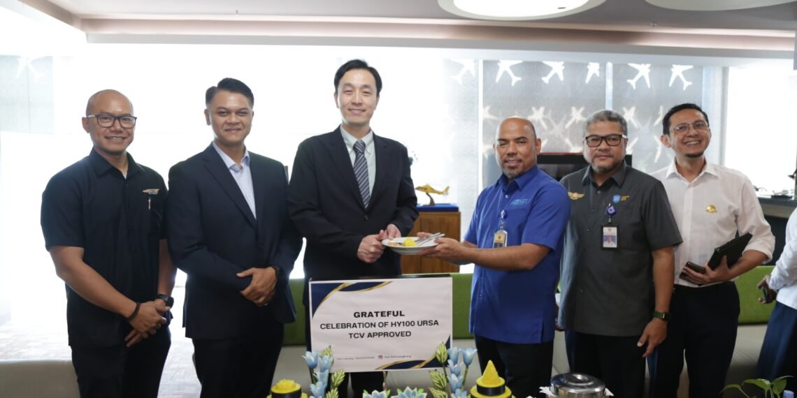 Kemenhub Serahkan Sertifikat Tipe Validasi Drone Kargo HY100, Tonggak Baru Inovasi Penerbangan Nasional
