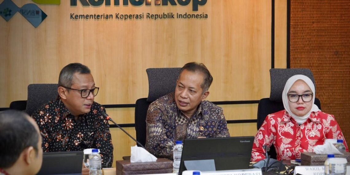 Kemenkop Gandeng BNSP Siapkan Manajer KDKMP yang Kompeten dan Profesional