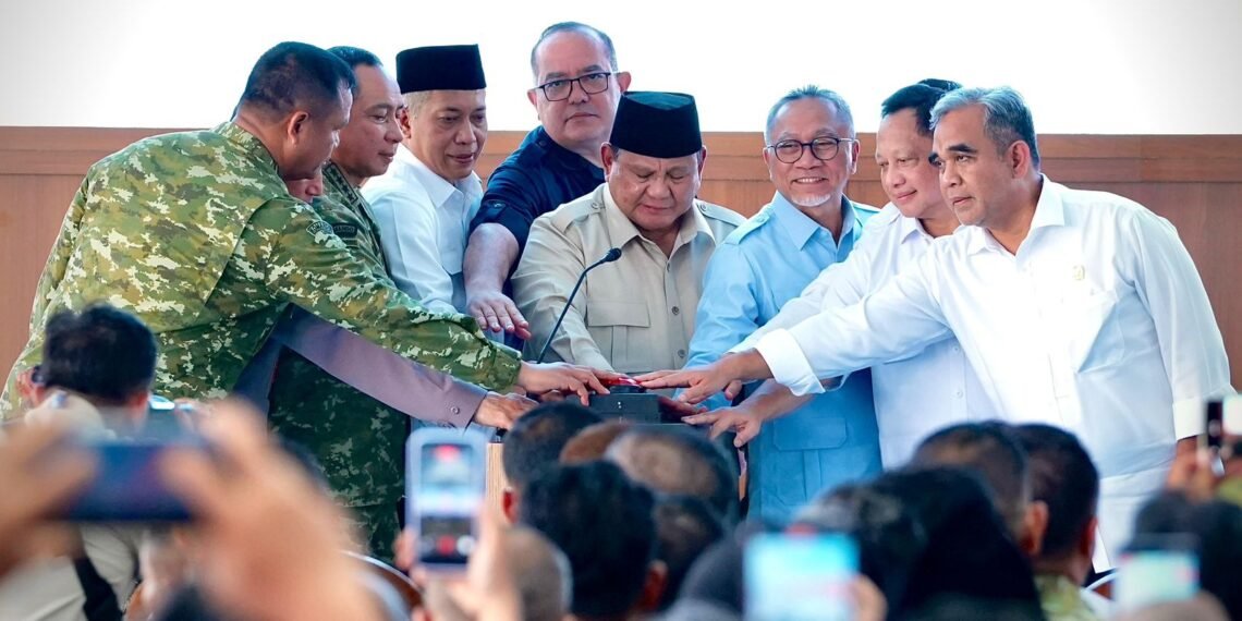 Presiden Prabowo Meresmikan Operasionalisasi 1.061 KDKMP di Jawa Timur dan Jawa Tengah 