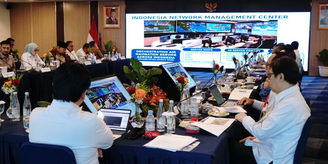 Kunjungi AirNav Indonesia, Komisi V DPR RI Apresiasi Kesiapan Operasional Sistem Navigasi Penerbangan Nasional