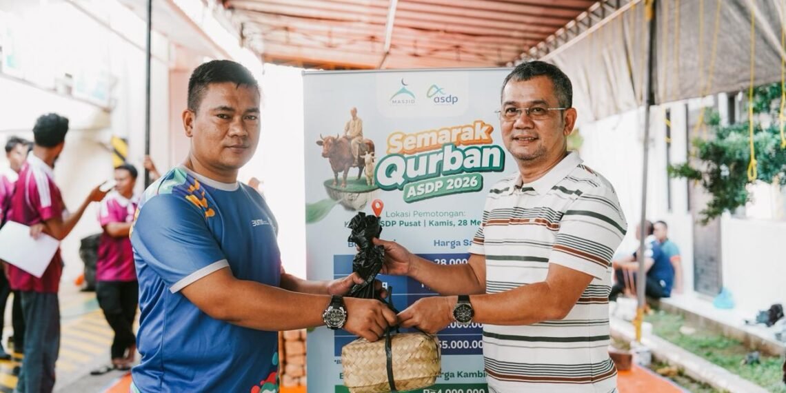 Alokasikan dari  Program TJSL  Rp 900 Juta,  ASDP Salurkan Kurban Hingga Wilayah 3TP