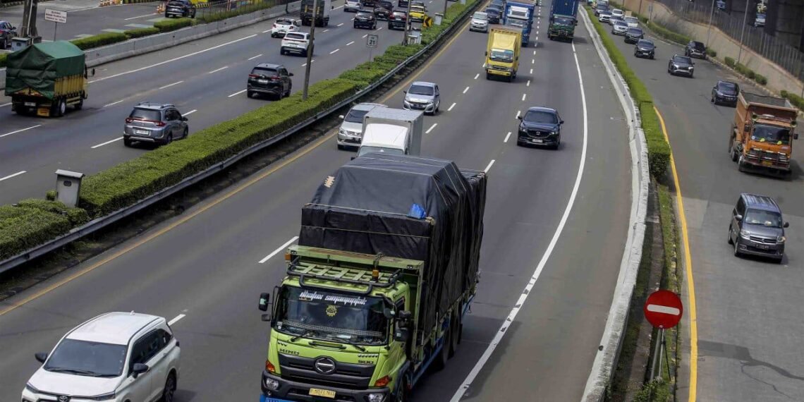 Tingkat Kepatuhan Kendaraan Angkutan Barang Capai 75 Persen
