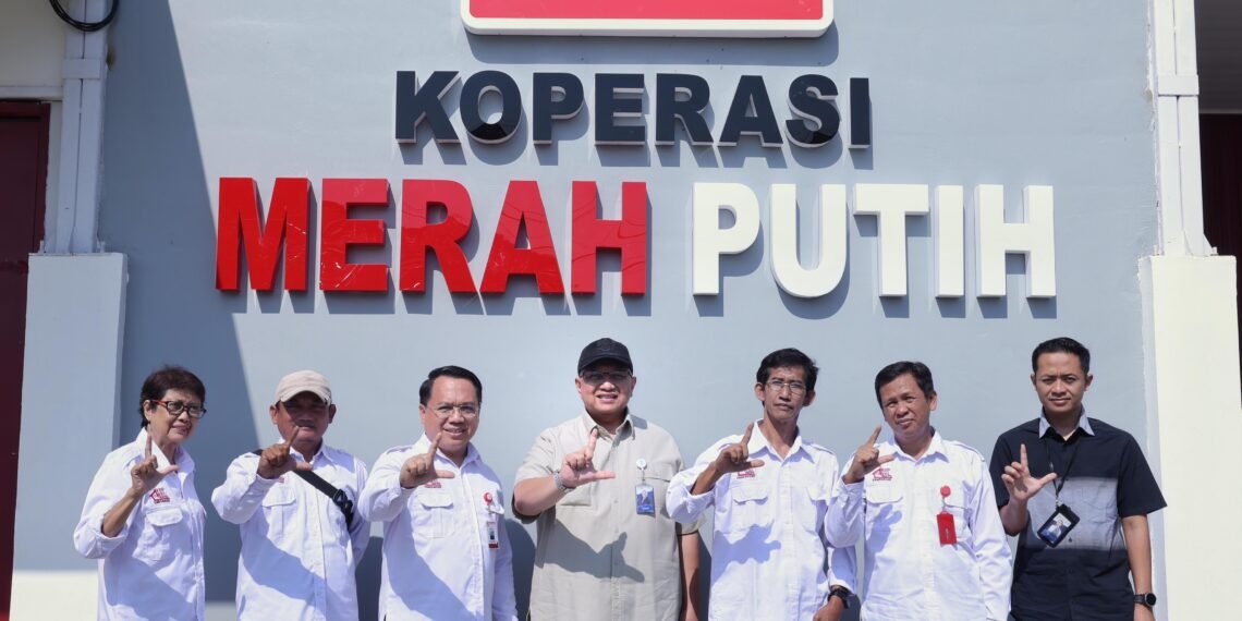 Direktur Utama LPDB Koperasi Tinjau KKMP Sampangan dan KUD Usaha Mina, Dorong Koperasi Produktif dan Berdaya Saing