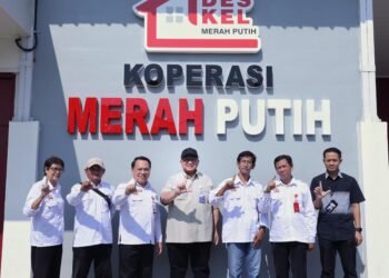 Direktur Utama LPDB Koperasi Tinjau KKMP Sampangan dan KUD Usaha Mina, Dorong Koperasi Produktif dan Berdaya Saing