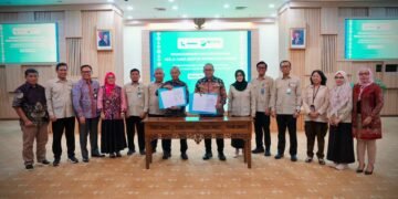 Kemenkop Fasilitasi MoU Koperasi Gambir & ID FOOD untuk Ekspor ke India-Pakistan