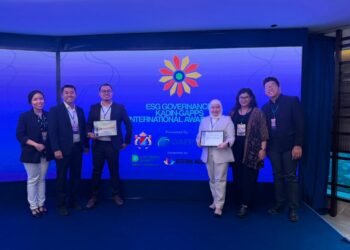 United Tractors Raih Dua Penghargaan pada ESG Governance KADIN-GAPPS International Awards 20226