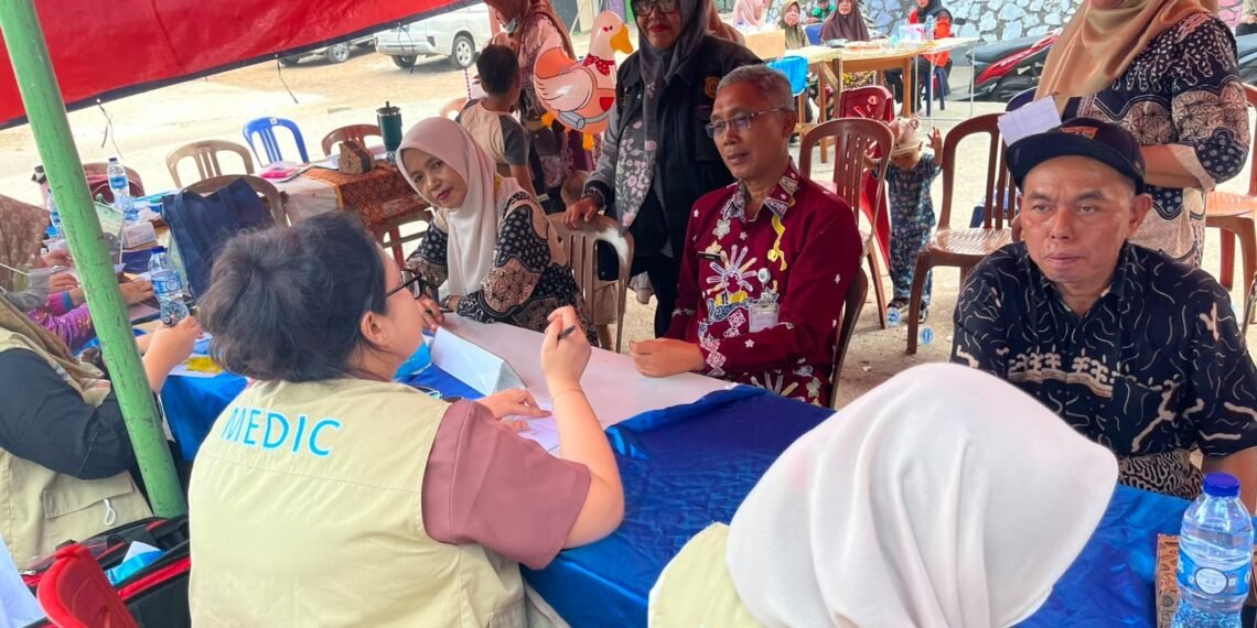 Pemeriksaan Kesehatan Gratis bagi Masyarakat Sekitar Wilayah Operasional UT Head Office