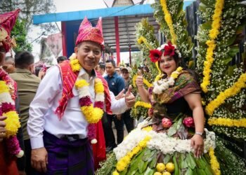 Festival Bunga dan Buah Kab.Karo, Menkop Tegaskan Koperasi Jadi Wadah Potensi Ekonomi Daerah