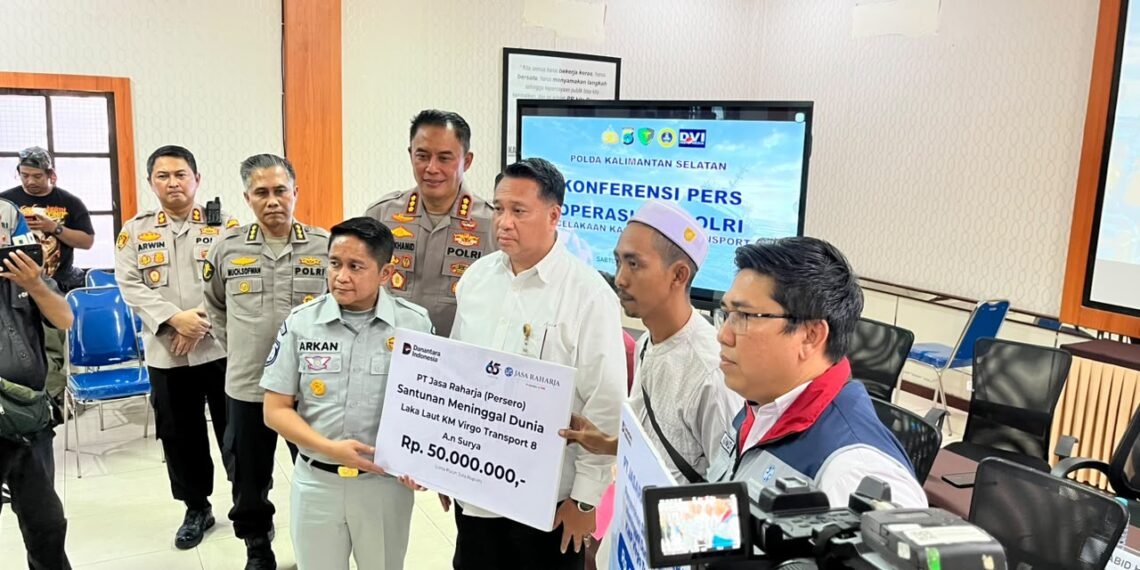 Santunan Asuransi atas nama Surya, Korban Meninggal Dunia KMP Virgo Transport 8 Diserahkan ke Ahli Waris